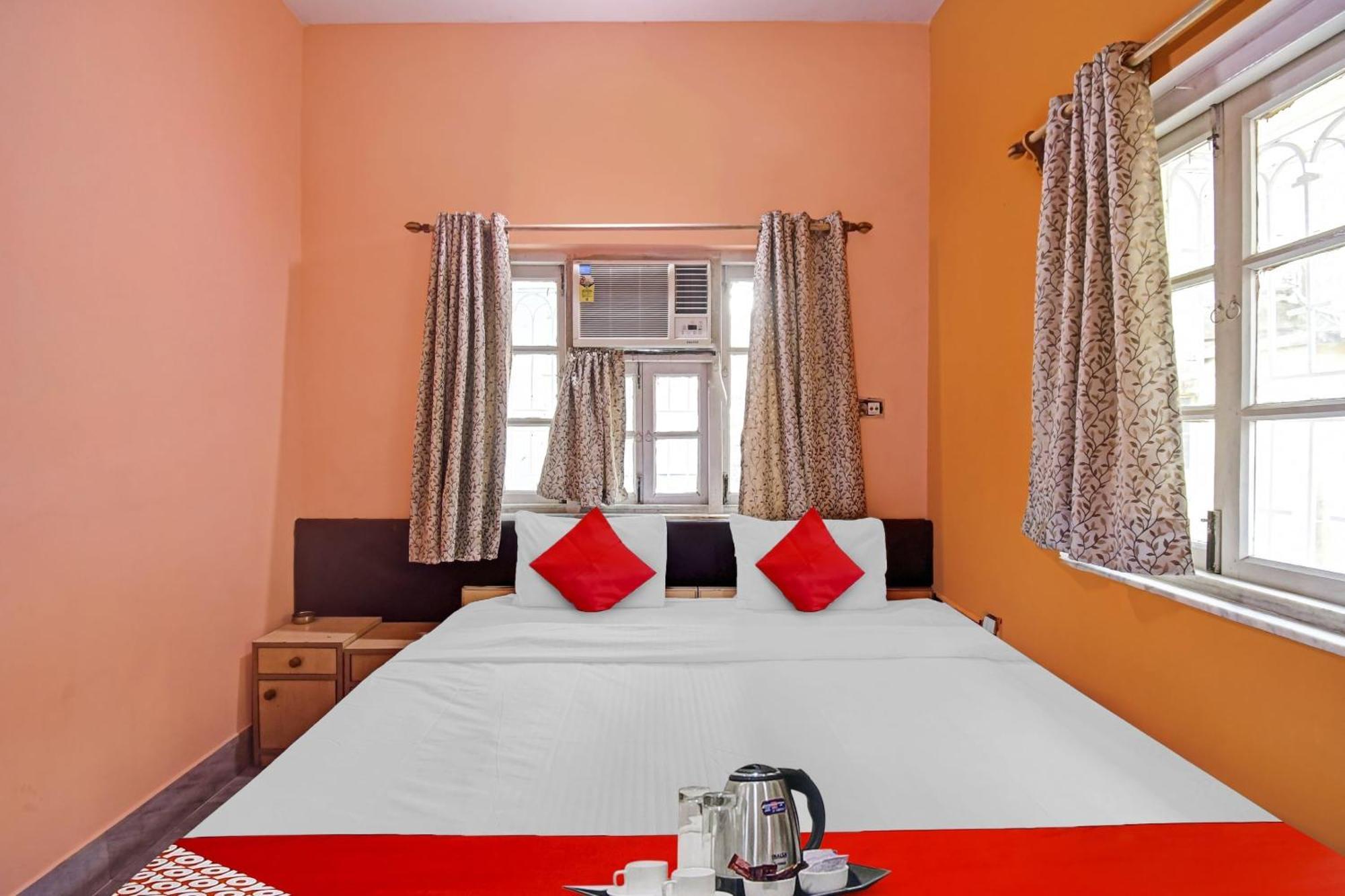 Hotel O R A Homestay Near Acropolis Mall Calcutta Eksteriør billede